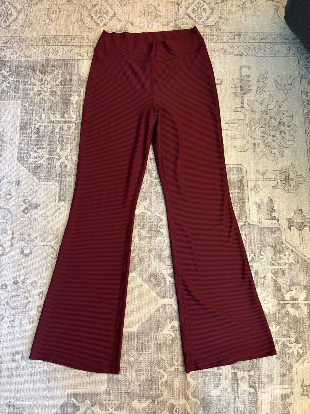 Old Navy Powersoft Flare Leggings Large